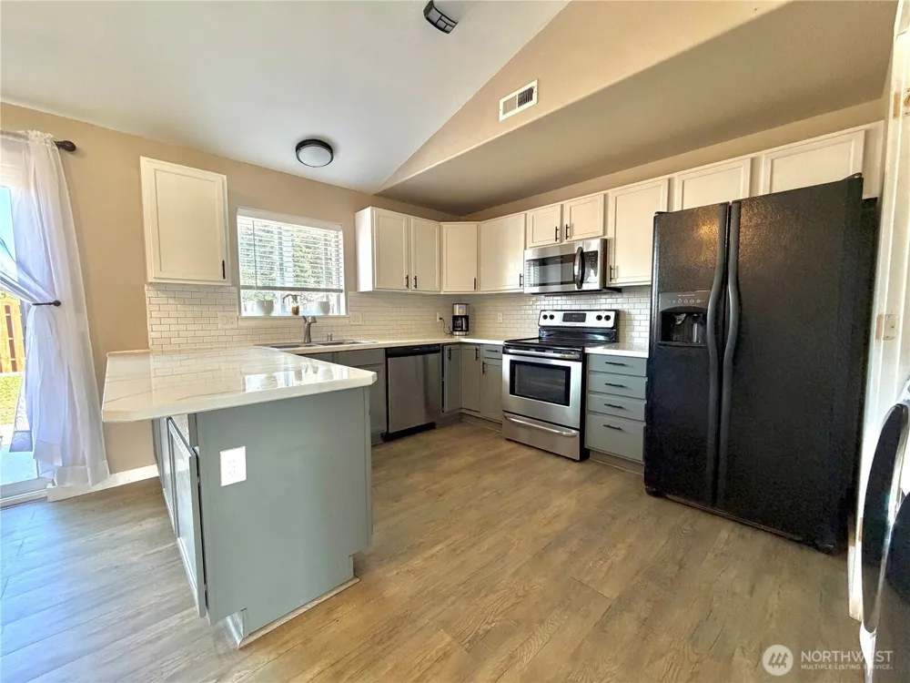 1616 NE Pirate Lane Moses Lake, WA 98837