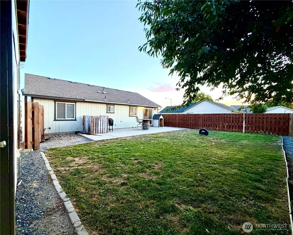 1616 NE Pirate Lane Moses Lake, WA 98837