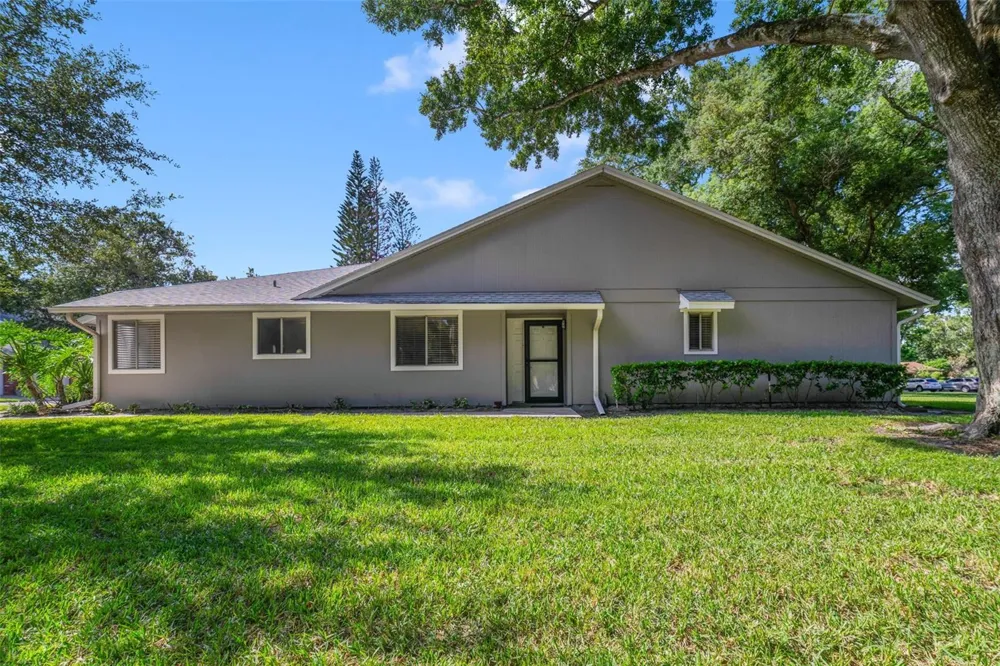 604 CHESTNUT OAK CIRCLE #102 Altamonte Springs, FL 32701