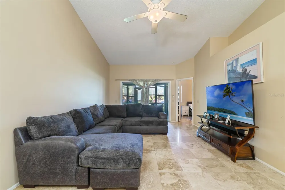 604 CHESTNUT OAK CIRCLE #102 Altamonte Springs, FL 32701