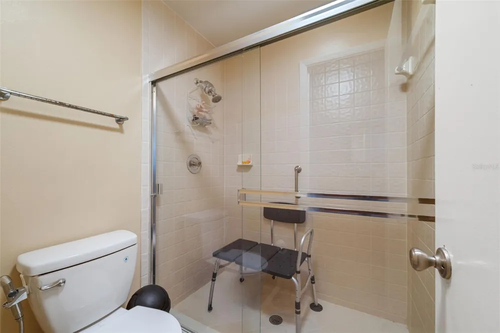 604 CHESTNUT OAK CIRCLE #102 Altamonte Springs, FL 32701