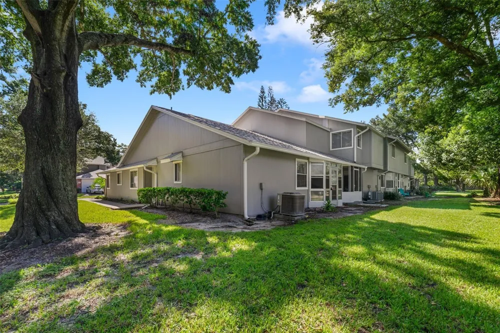 604 CHESTNUT OAK CIRCLE #102 Altamonte Springs, FL 32701