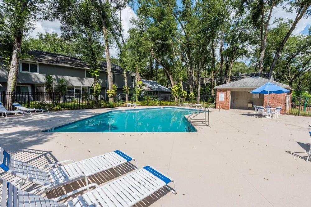 604 CHESTNUT OAK CIRCLE #102 Altamonte Springs, FL 32701