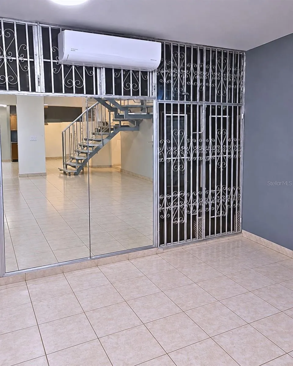 170 Av. Arterial Hostos CONDOMINIO PARQUE CENTRO, EDIFICIO UCAR #2 San Juan, PR 00918