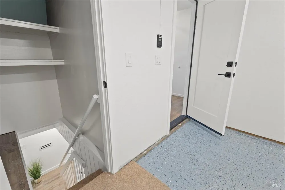 1963 Knolls Drive Santa Rosa, CA 95405