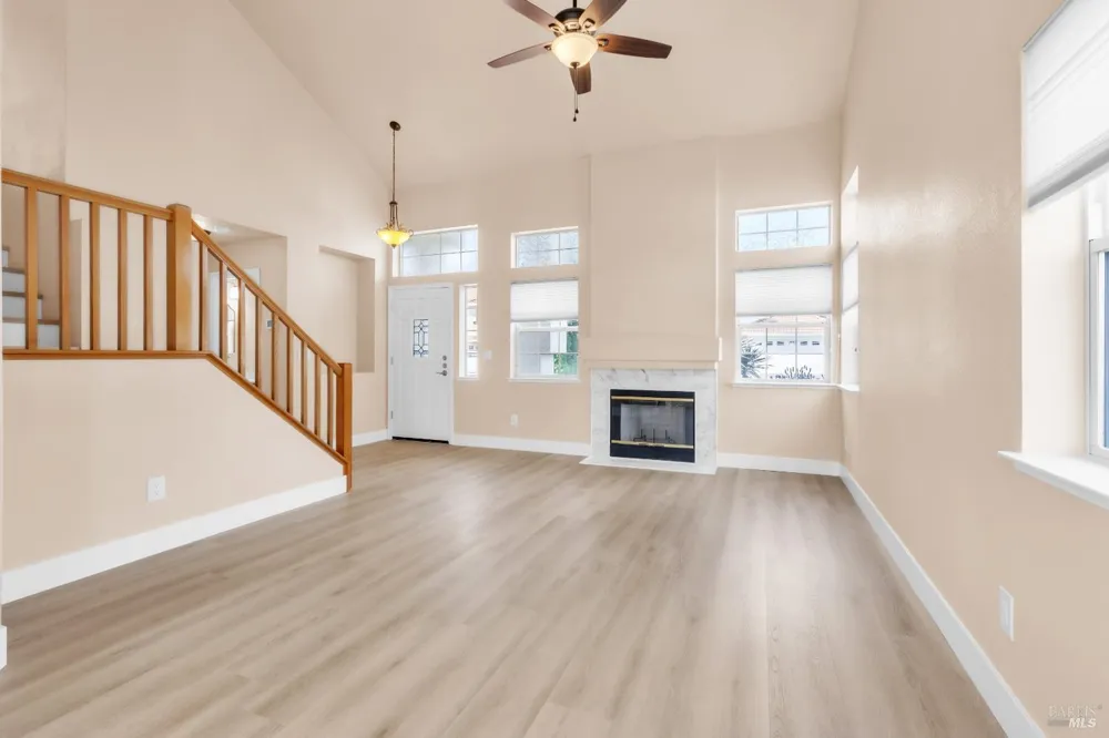 231 Sungate Court Vacaville, CA 95688