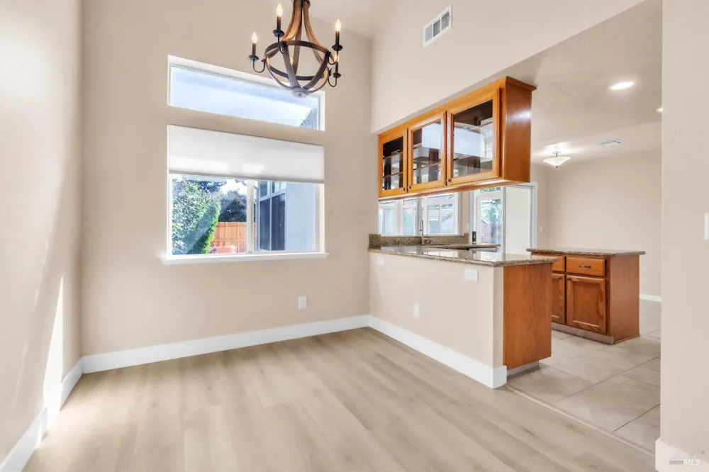 231 Sungate Court Vacaville, CA 95688