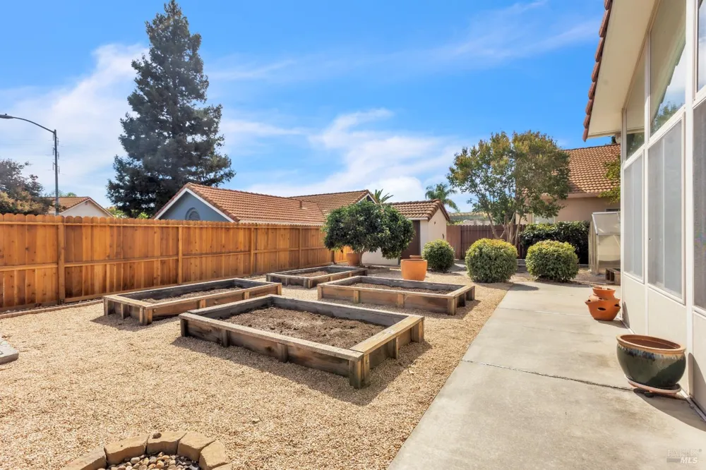 231 Sungate Court Vacaville, CA 95688