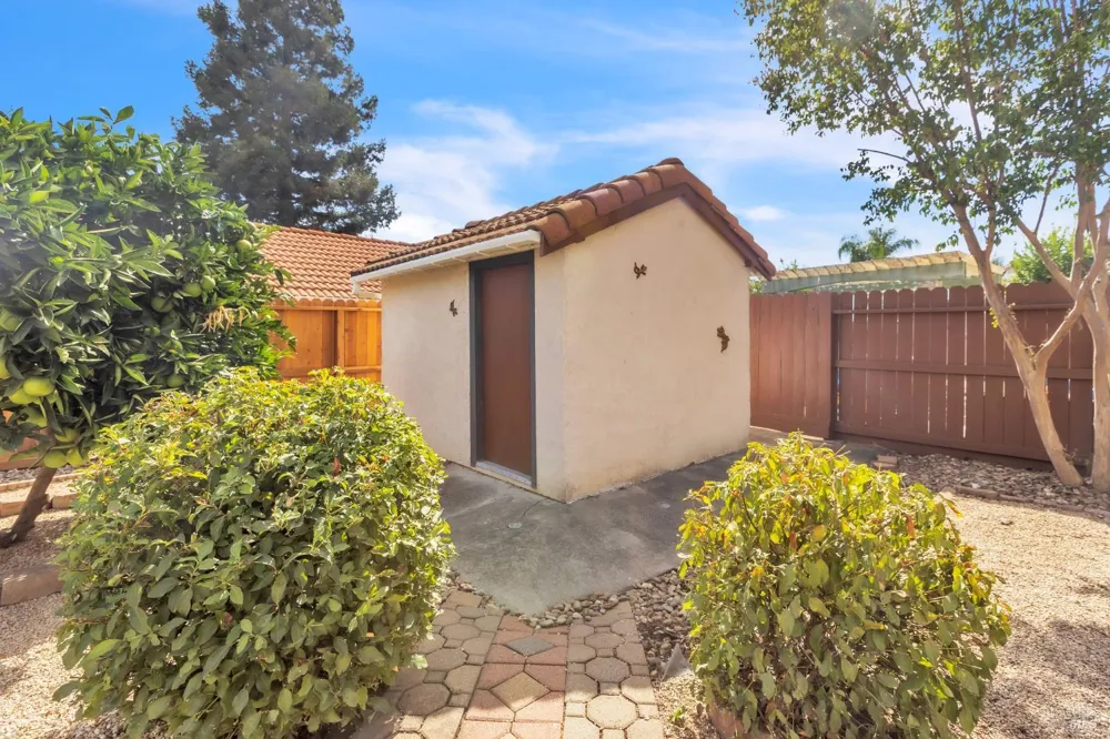 231 Sungate Court Vacaville, CA 95688