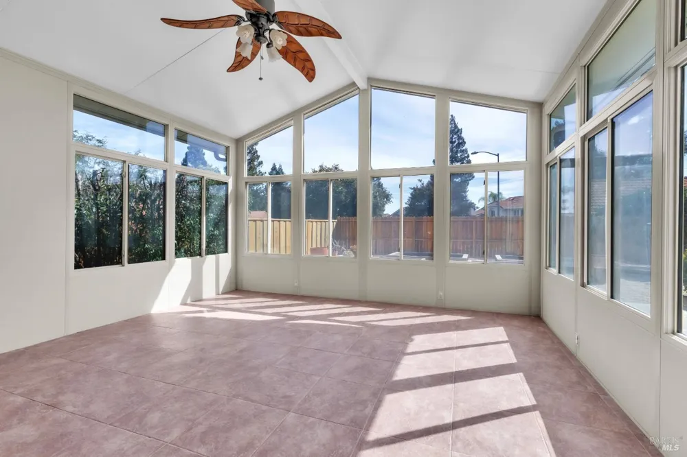 231 Sungate Court Vacaville, CA 95688