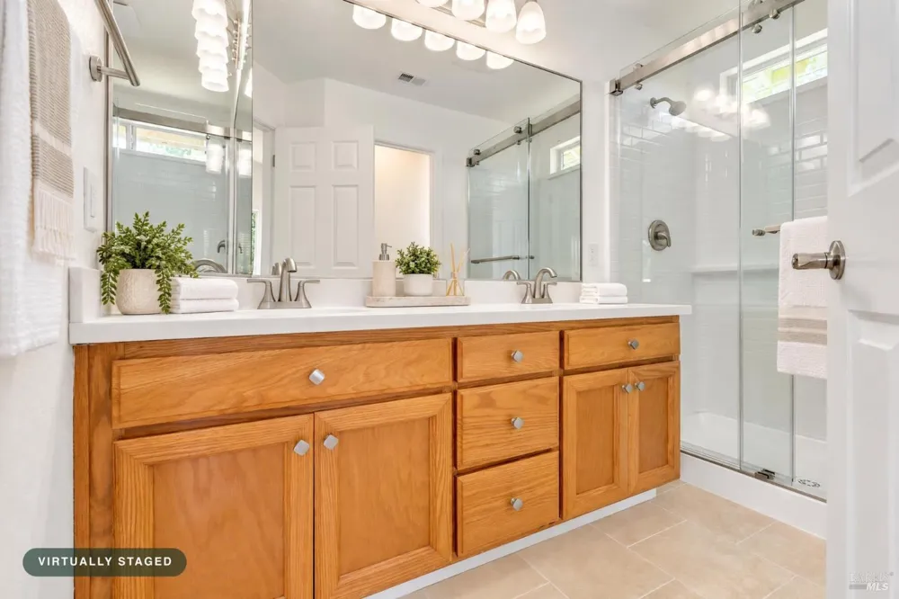 231 Sungate Court Vacaville, CA 95688