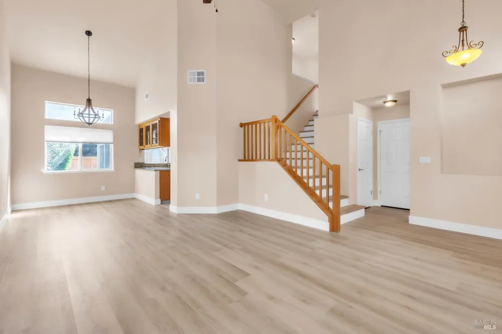231 Sungate Court Vacaville, CA 95688