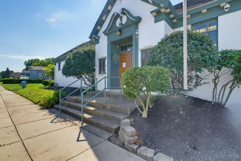 1703 Dale Road