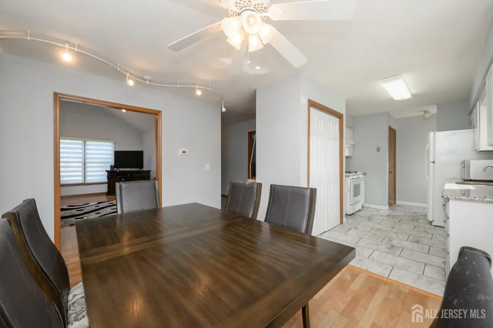 152 Nautilus Drive Stafford, NJ 08050