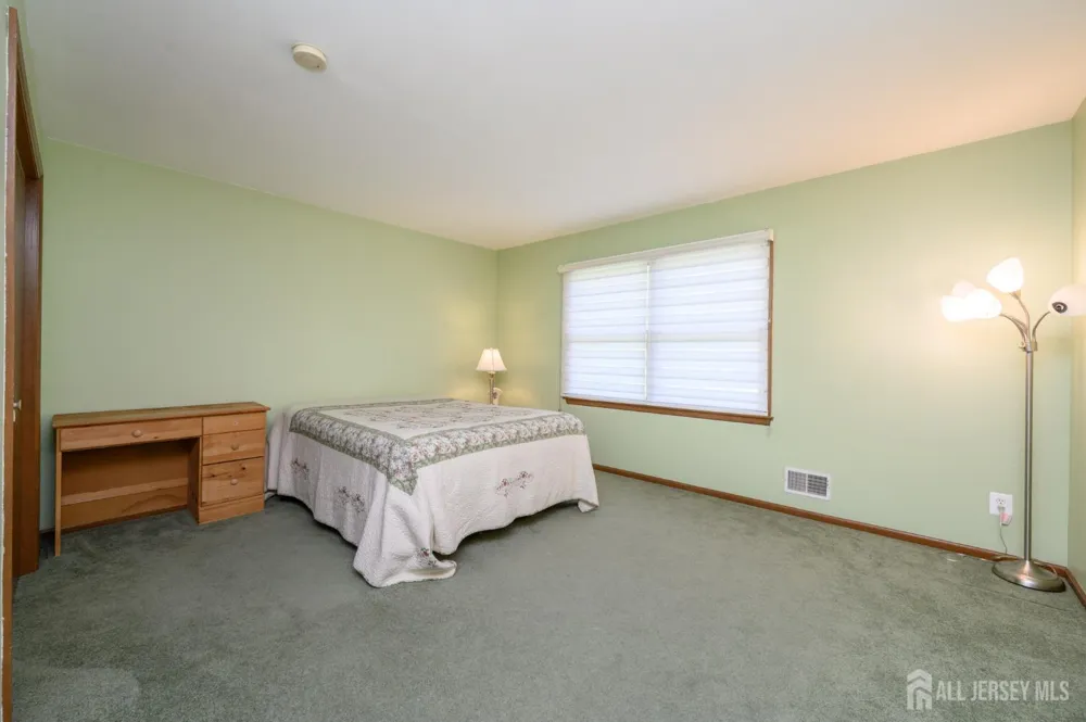 152 Nautilus Drive Stafford, NJ 08050