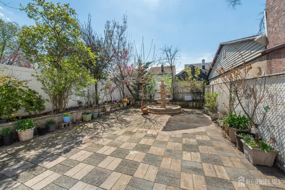136 W 56th Street Bayonne, NJ 07002