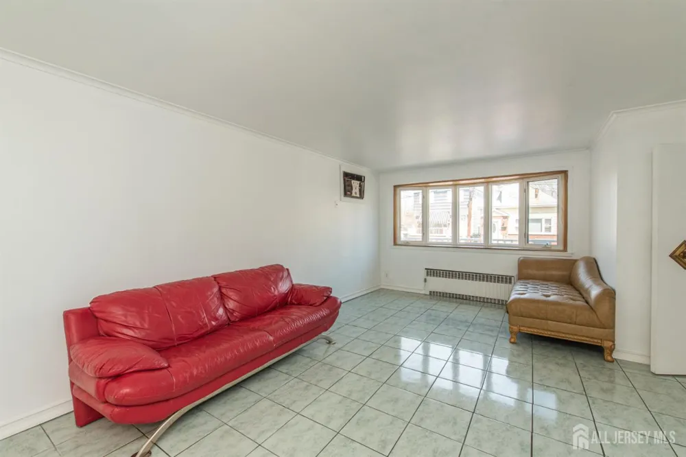 136 W 56th Street Bayonne, NJ 07002