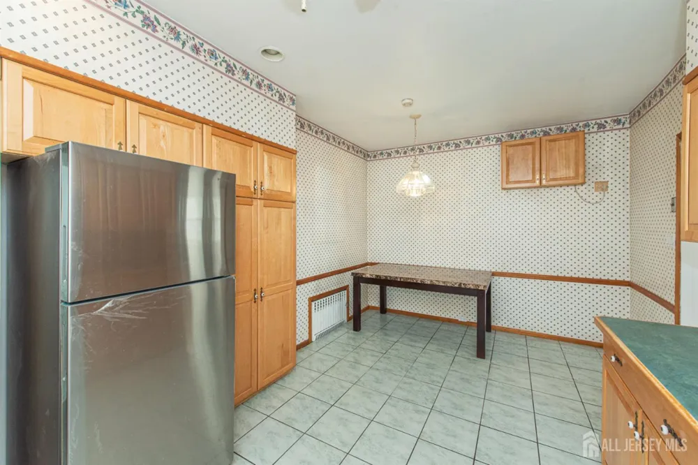 136 W 56th Street Bayonne, NJ 07002