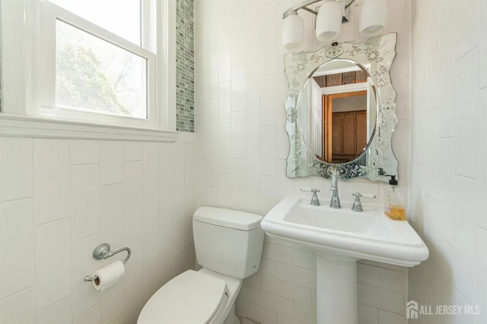 136 W 56th Street Bayonne, NJ 07002