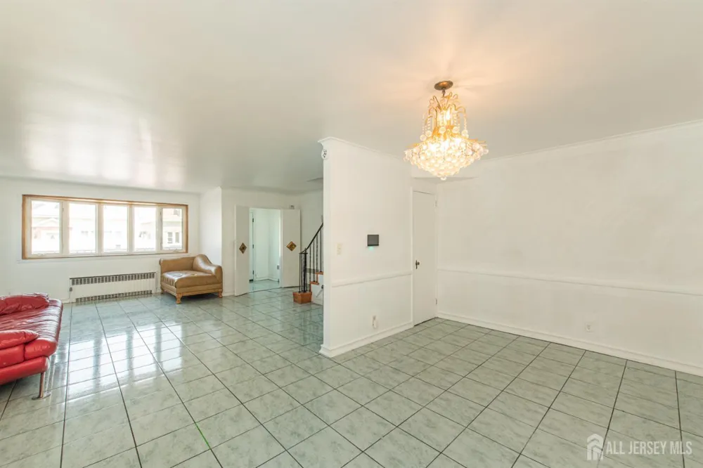 136 W 56th Street Bayonne, NJ 07002