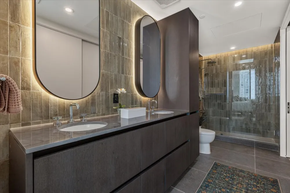 610 Davis Street #1909 Austin, TX 78701