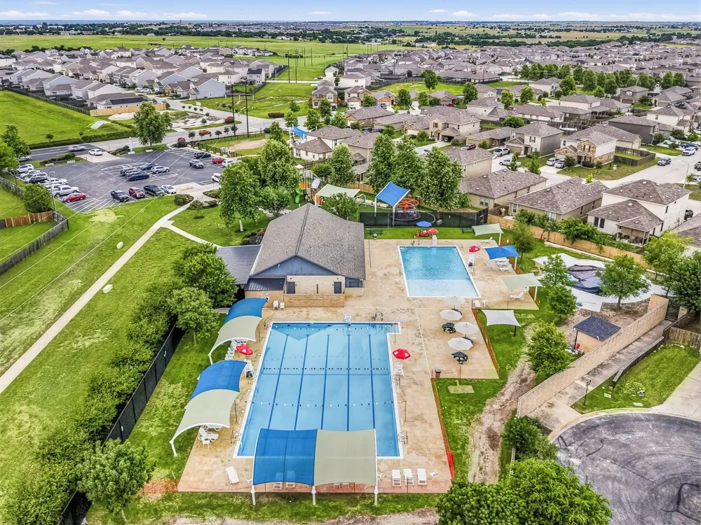 400 Bedford Falls Lane Jarrell, TX 76537
