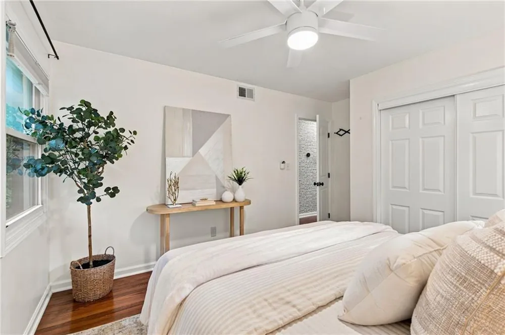3095 Hollywood Drive Decatur, GA 30033