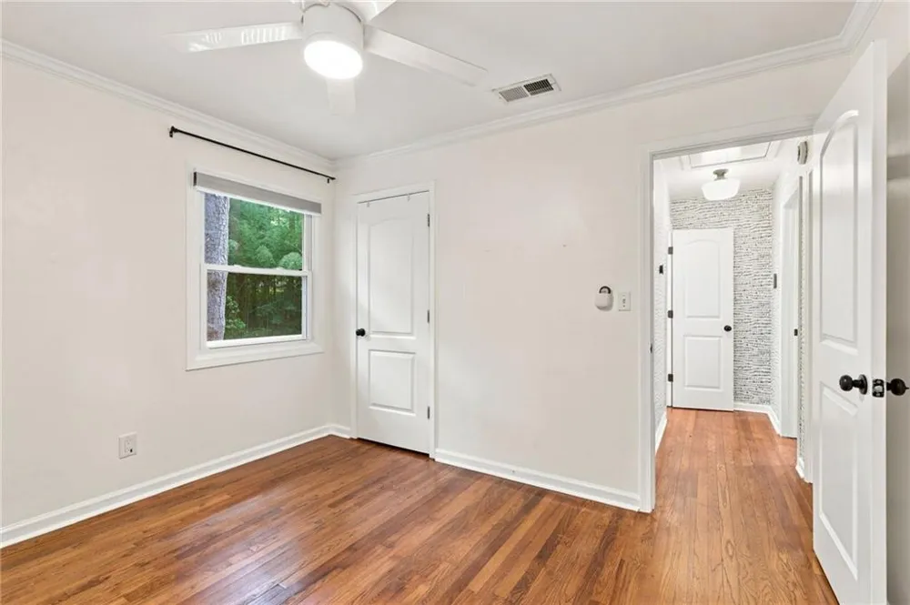 3095 Hollywood Drive Decatur, GA 30033