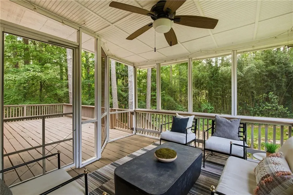 3095 Hollywood Drive Decatur, GA 30033