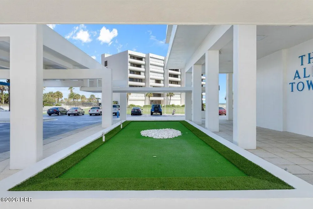 3000 Atlantic Avenue #21 Daytona Beach, FL 32118