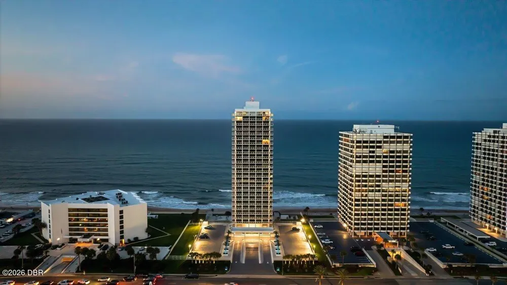 3000 Atlantic Avenue #21 Daytona Beach, FL 32118