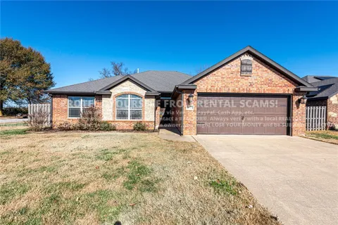3705 W Amour Drive