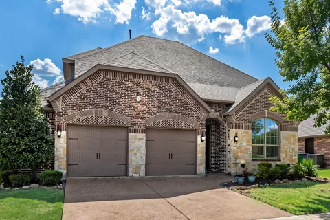 207 Charleston Lane