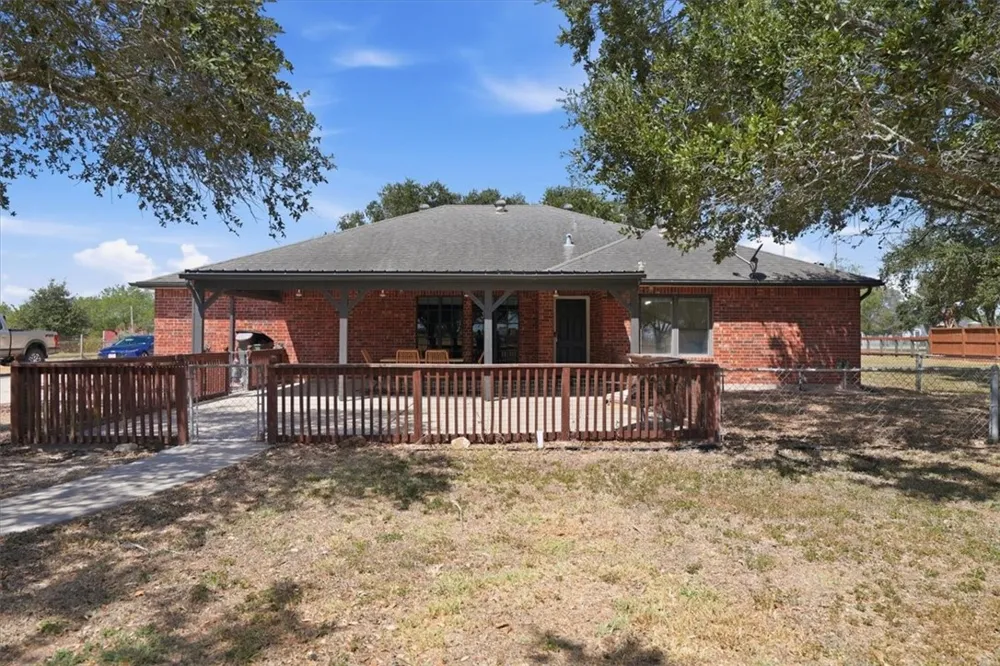 5556 Sunrise Robstown, TX 78380