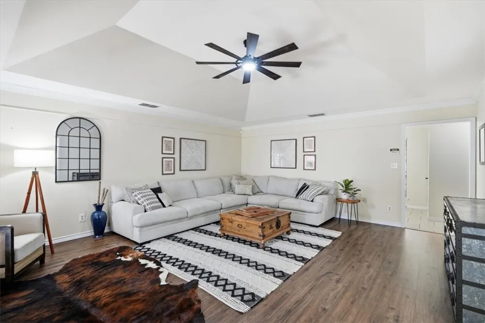 5556 Sunrise Robstown, TX 78380