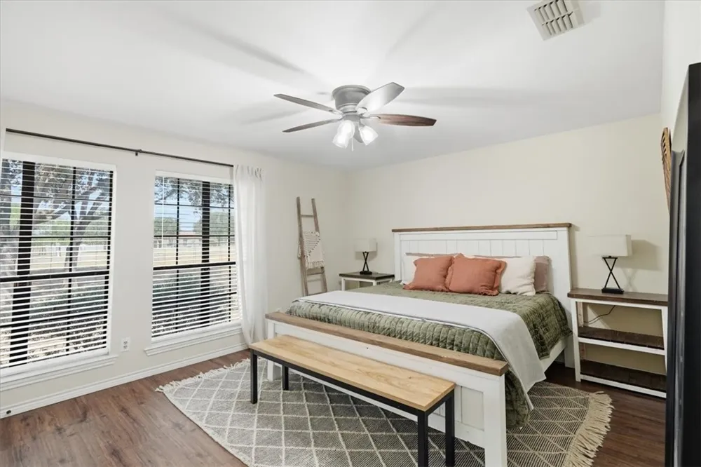 5556 Sunrise Robstown, TX 78380