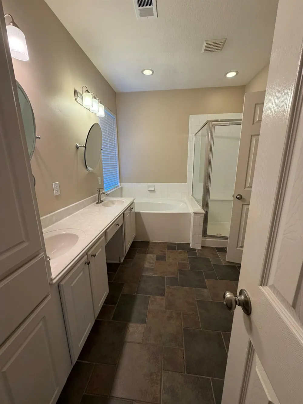 55 N Creekmist Pl The Woodlands, TX 77385