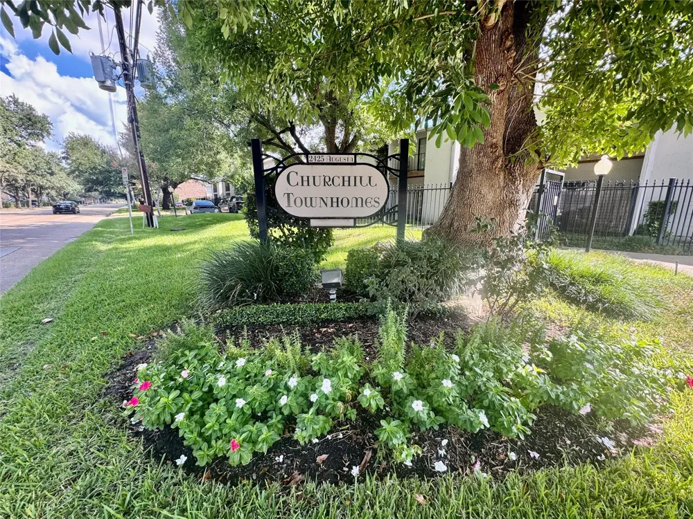 2425 Augusta Dr #59 Houston, TX 77057