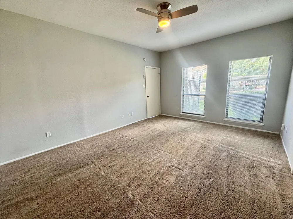 2425 Augusta Dr #59 Houston, TX 77057