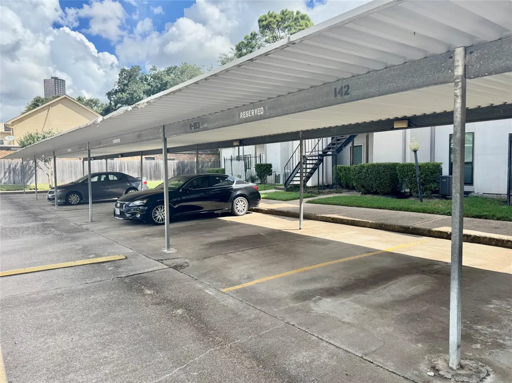 2425 Augusta Dr #59 Houston, TX 77057
