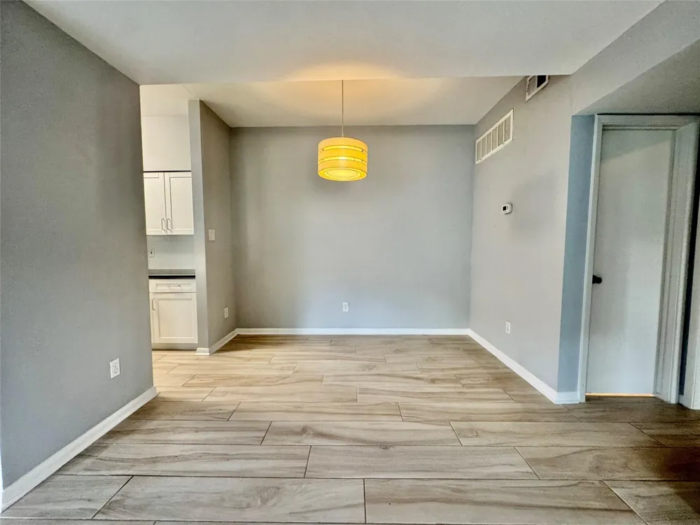 2425 Augusta Dr #59 Houston, TX 77057