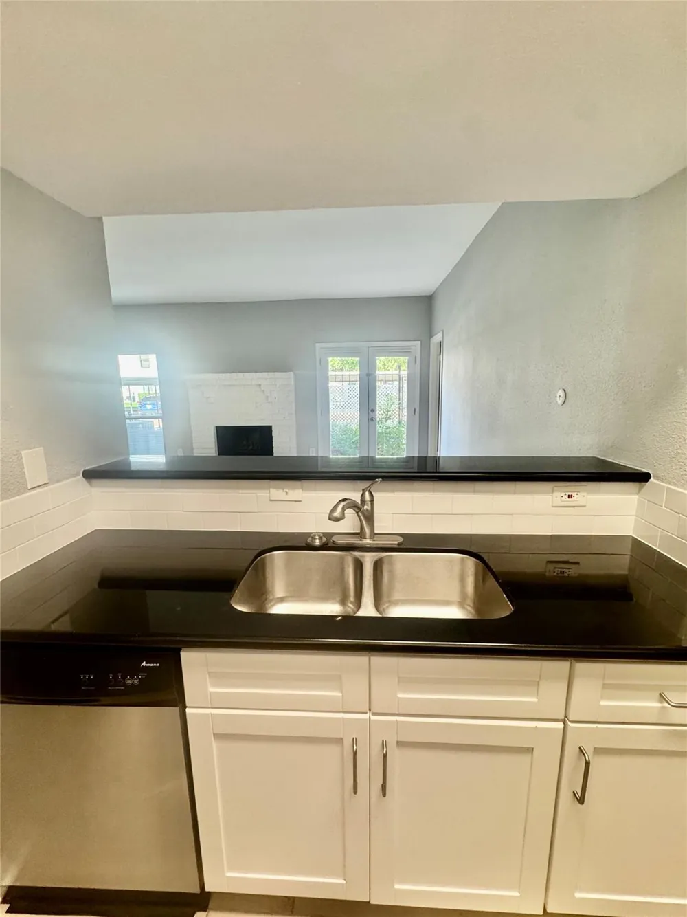 2425 Augusta Dr #59 Houston, TX 77057