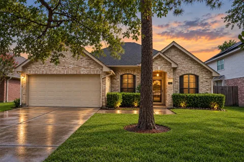 14015 Crown Glen Court