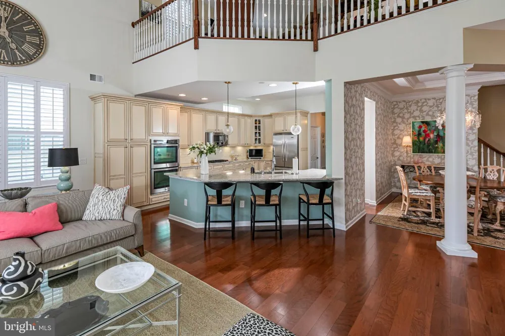 11 BELLINGHAM DRIVE Kendall Park, NJ 08824