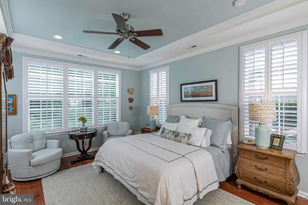 11 BELLINGHAM DRIVE Kendall Park, NJ 08824