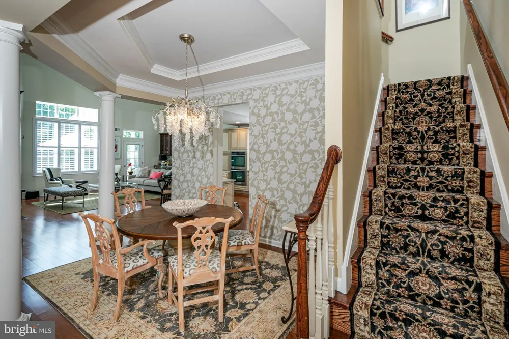 11 BELLINGHAM DRIVE Kendall Park, NJ 08824