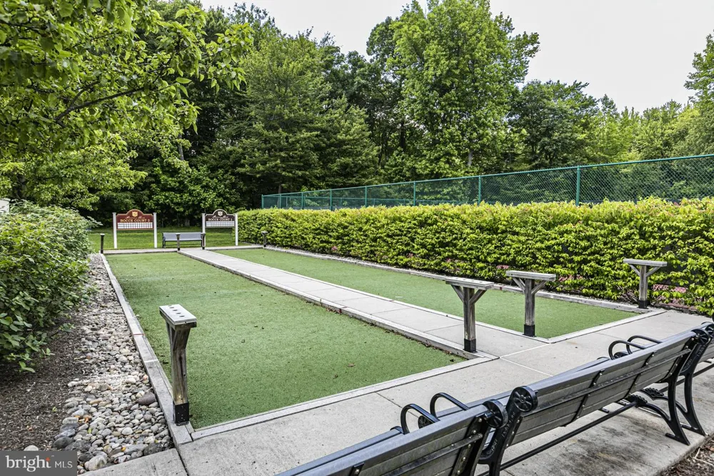 11 BELLINGHAM DRIVE Kendall Park, NJ 08824