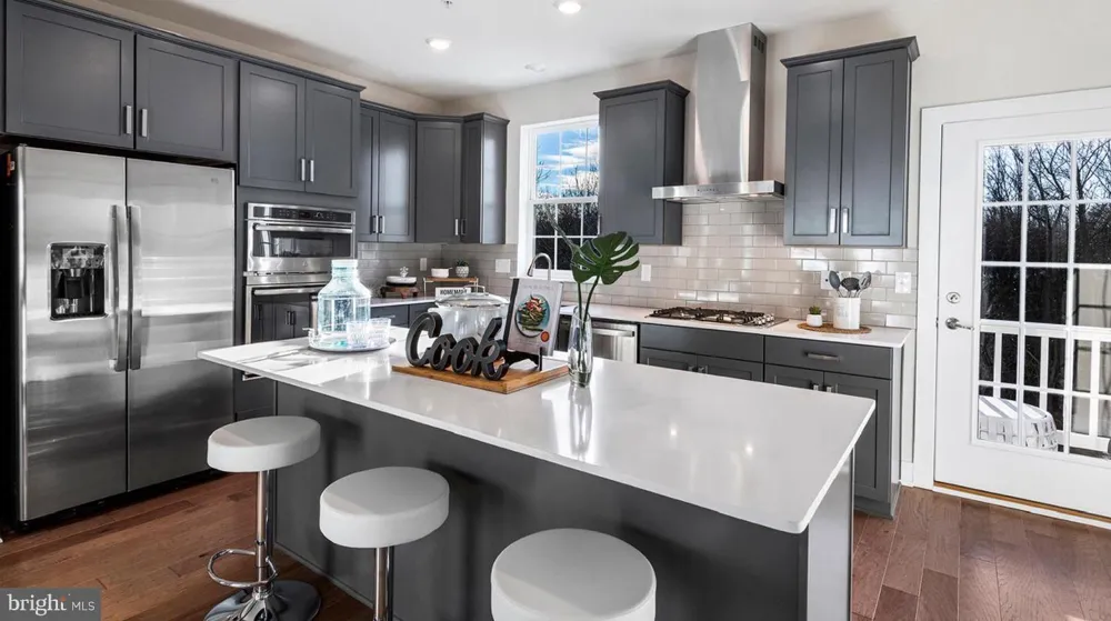 205 RED LEAF LANE Exton, PA 19341