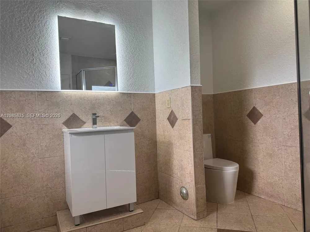 3241 NW 4th St Lauderhill, FL 33311