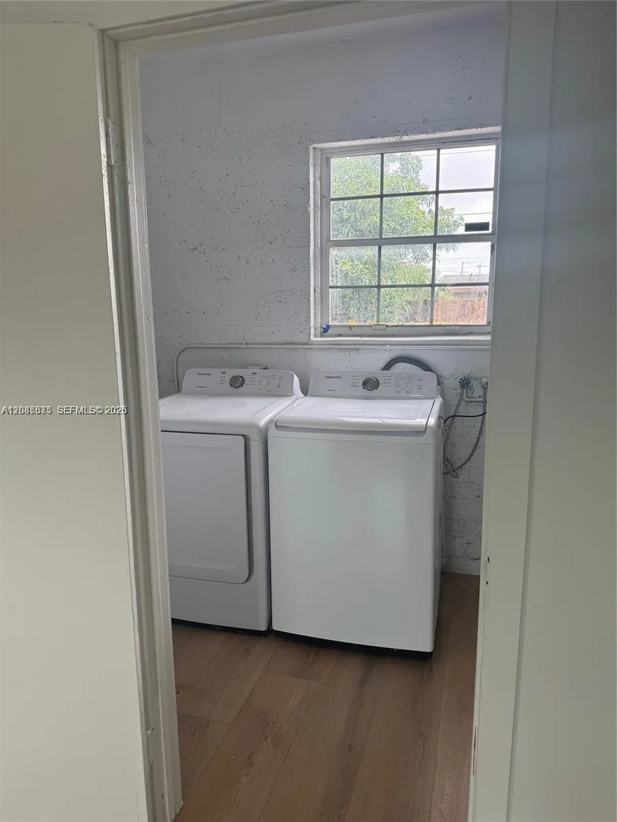 3241 NW 4th St Lauderhill, FL 33311